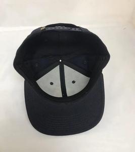 Corduroy 100% Cotton 3D Embroidery 6 Panel Snapback Hat Hip Hop Style Ski Fashion with Customized Logo Support - Product Image 4