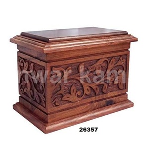 Urnes en bois moyennes pour cendres humaines Urnes en bois véritables pour femmes adultes et hommes Gravure de mains Urnes de crémation en bois pour cendres - Product Image 1