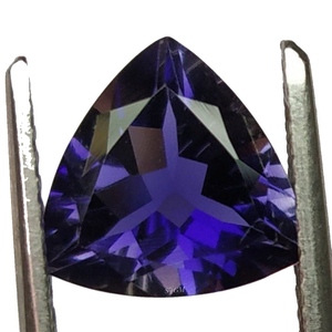 6mm trillion coupe naturelle IOLITE prix d'usine de gros pierre précieuse en vrac à facettes de haute qualité par pièceIOLITE NATURELLE - Product Image 4