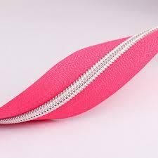 Cremallera de nylon continua de cadena larga reversible con dientes plateados #8 de alta calidad OZL al por mayor para uso en equipaje aplicaciones versátiles - Product Image 4