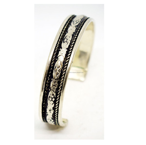 2025 3mm French Matte Gold Color energy healing bangle Curved Hollow Wide Rustic Jewelry Embosses Casting Cuff Jewelry - Product Image 5