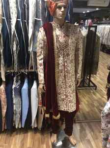 Tenue de mariage indienne en tissu pur pour hommes, vêtement artisanal, KURTA DHOTI, style falcon, vente en gros, nouvelle collection - Product Image 4