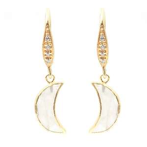 ต่างหูพลอยมูนสโตนสีรุ้งขนาด32-33มม. พร้อมทองชุบโลหะเซอร์คอนสีเงินและลวดเชื่อมชุบโลหะทรงดวงจันทร์ - Product Image 1