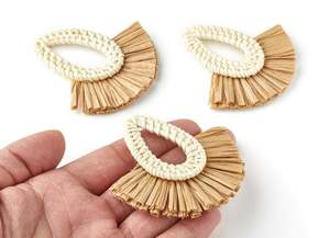Boucles d'oreilles en rotin coloré tissé en gros pour les femmes boucle d'oreille en rotin boucles d'oreilles de fête du Vietnam boucles d'oreilles Vintage boucles d'oreilles breloque rondes - Product Image 6