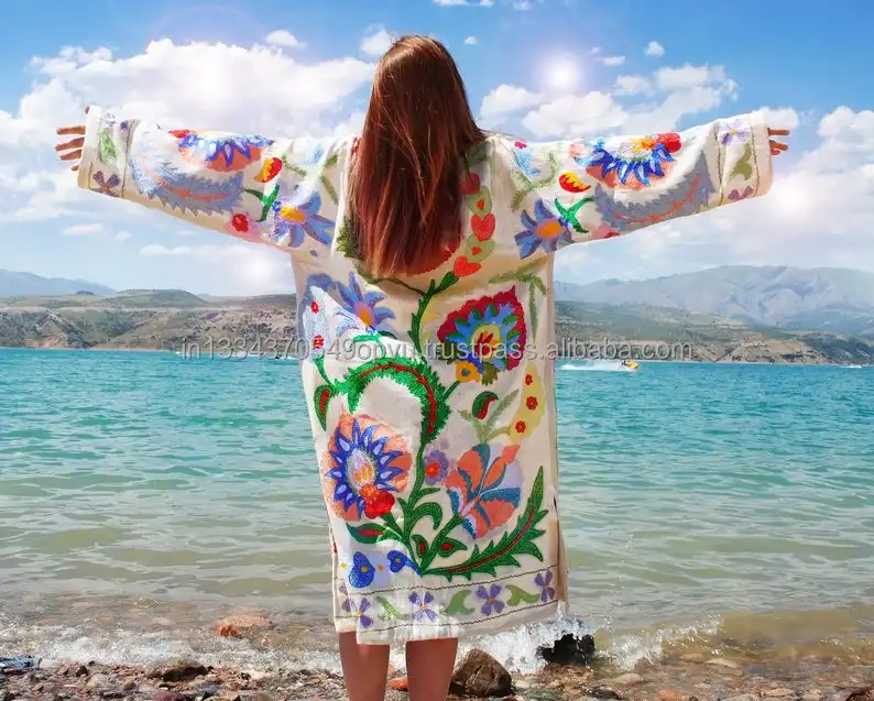 ヴィンテージゴージャスなトルコシルク刺Embroideredジャケット美しい女性ウズベクライトコート素晴らしいビーチカバーアップインドからのカフタンローブ