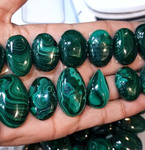 6x8 a 9x13 a 14x22 a 18x32mm Cabujón suelto suave Fabricación artesanal Gemas de malaquita Forma ovalada Piedras de malaquita para anillo - Product Image 1