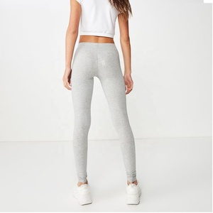 Conjunto de Yoga de entrenamiento activo para mujer, mallas deportivas sin costuras para gimnasio, mallas deportivas hechas de licra, ropa deportiva para mujer, venta al por mayor - Product Image 3