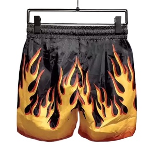 Pantalones cortos sublimados estampados estilo fuego informales para hombre poliéster transpirable con cierre de cintura elástica - Product Image 4