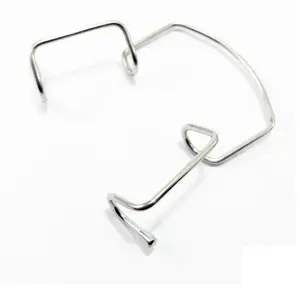 Retractor de Mejillas y Labios Oringer de Acero Inoxidable, Manual, Ergonómico, Plateado, Clase I, Autoajustable - Product Image 1