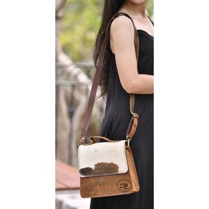 LW 2024 Sac à bandoulière vintage en cuir pur pour femmes, fait à la main, à sangle unique, sac à main en cuir à motif de bonbons pour l'été - Product Image 1