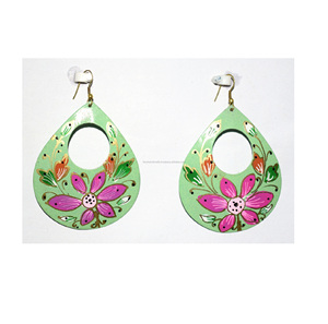 Pendientes de Metal para mujer, aretes bohemios con personalidad, de Metal, pintura asimétrica, ganchos para pendientes - Product Image 1