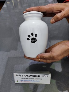 Fabricante y exportador indio de urnas funerarias para adultos de metal de estilo americano urna para mascotas - Product Image 2