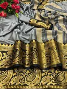 ชุดส่าหรีผ้าฝ้ายบริสุทธิ์ผ่านการรับรองแล้ว,เสื้อเบลาส์แต่งขอบตัดกันดีไซน์สุดพิเศษพร้อมปาลลูคอนทราสท์ - Product Image 6