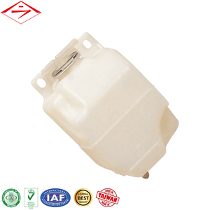 Fabricant de pièces automobiles en gros, réservoir de liquide de refroidissement pour MAZDA 323 85'~89' - Product Image 1