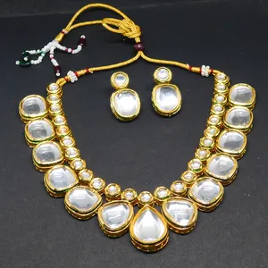 印度设计师时尚传统手工黄铜昆达项链，适合女性和女孩