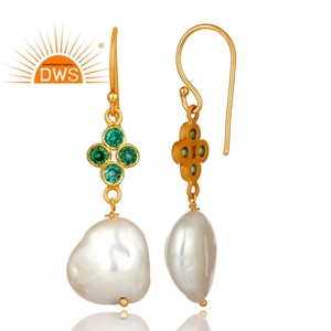 Pendientes de Diseño Moderno con Circonita Verde y Perla, Pendientes de Plata Chapada en Oro con Diseño Indio, Proveedor de Joyería - Product Image 3