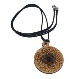 Star Design sur pendentifs en bois en pierre de cornaline rouge pendentifs d'approvisionnement en vrac - Product Image 1