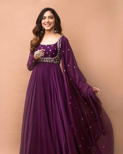 --NEW--STUNNING--FLOOR-LENGTH DRESS WITH-BEAUTIFUL---ZARI WORK--for Party-WEAR/WEDDING@2021 - Product Image 1
