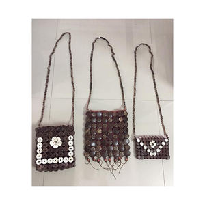 Pochette à main en bois de coco pour femmes, sac en coquille fait main 100%/noix de coco, souvenir, vêtements de plage (Kaylin WS: 84 817092069) - Product Image 1