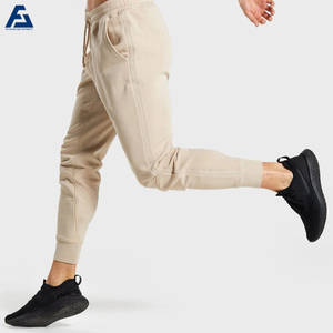 Pantalones de chándal de algodón ajustados para hombre, cintura elástica media, bolsillos laterales informales, patrón apilado, bordado, teñido liso, peso pesado - Product Image 6
