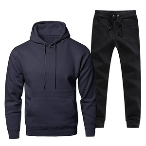 Survêtements à capuche pour hommes personnalisés en gros Survêtements écologiques 100% coton avec broderie Chaud doux Ensemble de jogging d'hiver - Product Image 4