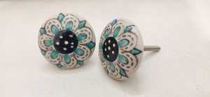 Boutons en céramique au design floral vintage de couleurs assorties pour les poignées de tiroir de porte d'armoire, quincaillerie chromée pour la cuisine, la maison et la commode de bar - Product Image 5