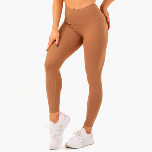 Leggings de sport noirs sans coutures en tricot extensible quadridirectionnel, respirants, écologiques, à taille haute, avec logo personnalisé pour femmes - Product Image 6