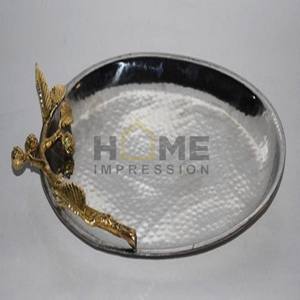 ถาดโลหะทุบตกแต่งด้ามจับรูปใบไม้สีทอง - Product Image 6