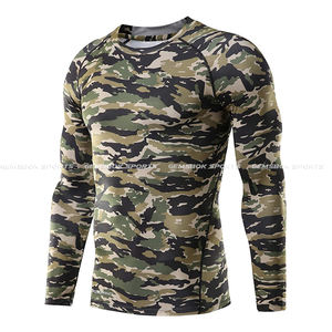 เสื้อยืดแขนยาวสำหรับออกกำลังกายผ้าถักทอคอตตอนสำหรับผู้ชายเสื้อยืดดีไซน์ฮิปฮอปลายพราง - Product Image 2