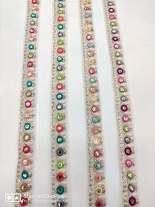 ริบบิ้นและลูกไม้ปักลายดอกไม้หลากสีสันและลวดลาย เหมาะสำหรับร้านขายริบบิ้น - Product Image 4