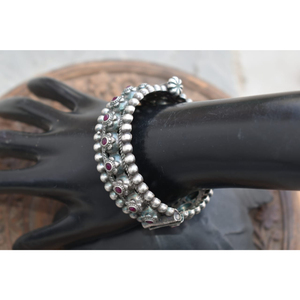 Brazalete Abrible de Diseño Artesanal con Apariencia de Plata, Estilo Occidental, Última Moda 2026, para Chicas y Mujeres - Product Image 2