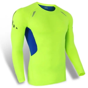 T-shirt de football pour homme personnalisé 2022, col rond, pour musculation, entraînement en salle de sport, avec logo personnalisé, étiquetage, emballage, service OEM, Bangladesh - Product Image 1