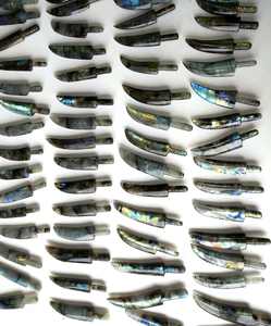 Couteau pliant de poche en pierre naturelle, couteaux pliants, perle de sculpture, labradorite naturelle, pierre précieuse en cristal, chasse en plein air - Product Image 1
