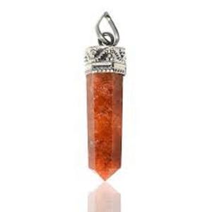 Pendentif en cristal de haute qualité point d'aventurine rouge crayon de pierre précieuse de guérison cristal point hexagonal bijoux collier grossiste - Product Image 1