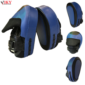 Focus Pad de cuero PU de alta calidad o cuero genuino Logotipo personalizado MMA Focus Pad Mitones/Durable New Design Focus Pad - Product Image 6