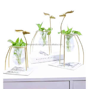 Florero de vidrio con soporte de Metal en forma de ciervo, macetas decorativas modernas para patio y jardín - Product Image 1