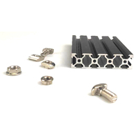 Simulateur de course mixte industriel, structure en aluminium sur socle, chaise de course sim