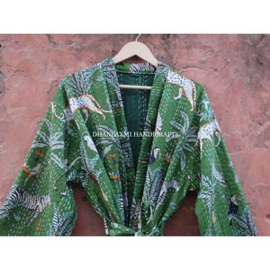 Robe Maxi en coton, tenue de nuit matelassée à la main, tissu imprimé Jungle, Style Kimono Kantha, vente en gros, 100% - Product Image 1