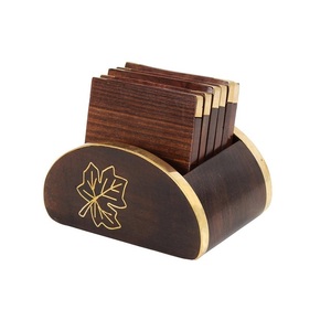 Tasse de caboteur de couleur marron en bois et ensemble de caboteur en verre avec support de caboteur pour dessus de table et ustensiles de cuisine - Product Image 3