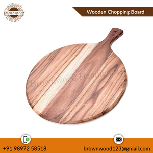 Tabla de cortar de madera de acacia sostenible Tabla de cortar de madera personalizada de alta calidad con mango para el hogar y el restaurante - Product Image 4
