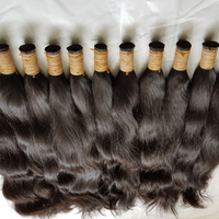 Vente en gros d'usine Cheveux vierges bruts 100% cheveux humains vierges Remy Extensions de cheveux alignées sur la cuticule Cheveux en vrac Remy pour le tressage