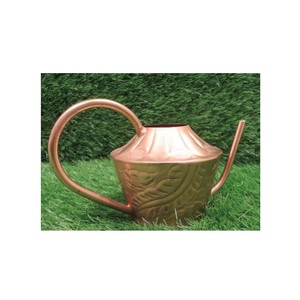 Arrosoir décoratif fait main, design personnalisé, arrosoir contemporain en cuivre pour balcon - Product Image 1