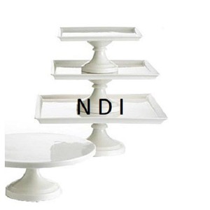 Nuevo Diseño de Soporte para Pastel de Metal para Ceremonia de Boda o Soporte para Pastel de Cumpleaños de 5 Niveles con Acabado de Recubrimiento en Polvo Blanco - Product Image 3