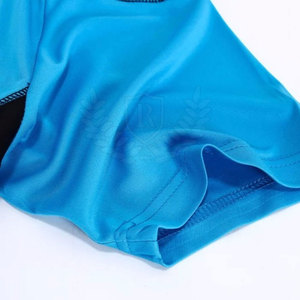 Conjuntos de Uniformes de Fútbol - Ropa Deportiva 100% Poliéster, Color y Logotipo Personalizados, Tallas Grandes, Teñido Liso, Impresión - Product Image 2