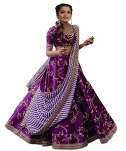 Lehenga Choli Dupatta en coton et soie brodé à la main, de couleur vive, de conception indienne, vêtements traditionnels, design moderne, mariage - Product Image 6