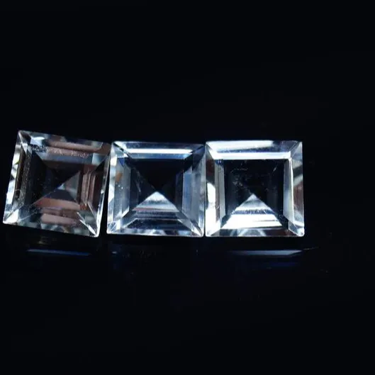 Cristal Natural de cuarzo para fabricación de joyas, cristal cuadrado de 5mm, tienda de piedras preciosas sueltas en línea, precio al por mayor