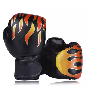 Guantes de boxeo Diseño de llama Logotipo personalizado Guantes de entrenamiento rojos y negros Guantes de boxeo de lucha profesional Cuero de vaca cuero pu - Product Image 3