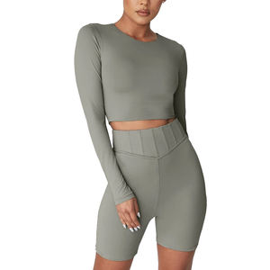 Vente en gros d'été à manches longues hauts t-shirt femmes entraînement barboteuse onesie nouvelle mode femmes manches bouffantes tissus organiques Bustier - Product Image 4