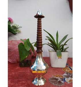 Flacon vaporisateur de parfum en laiton et bois de qualité supérieure Marvel Handicrafts |   Flacon de parfum arabe artisanal, décoratif et luxueux - Product Image 1