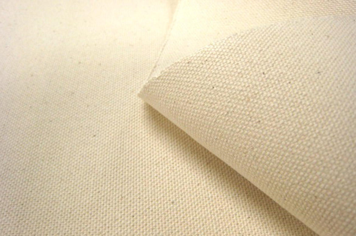 สีขาวธรรมชาติ